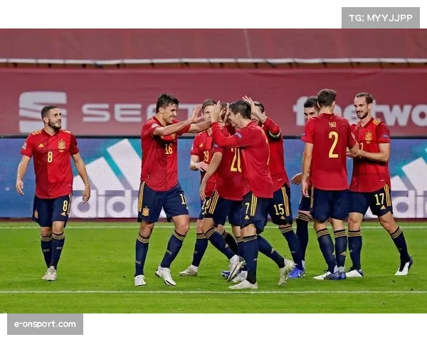 西班牙罗德里中场核心 攻防转换节拍器